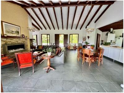 Casa de 4 alcobas en venta en Retiro, Medellín, 283 m² · foto 19 de 20