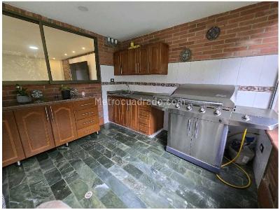 Casa en venta en Loma Del Chocho, Envigado · foto 7 de 20