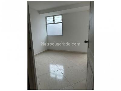 Apartamento de 3 alcobas en venta en Belen Rosales, Medellín, 155 m² · foto 10 de 16