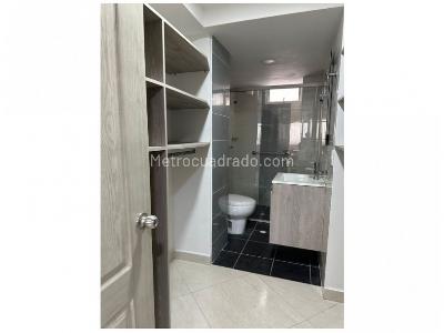 Apartamento de 3 alcobas en venta en Belen Rosales, Medellín, 155 m² · foto 13 de 16