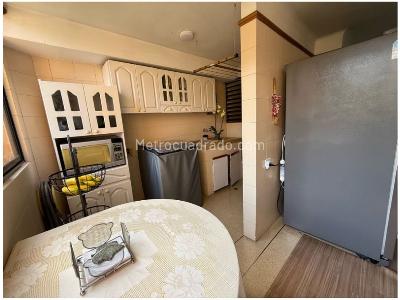 Apartamento de 3 alcobas en venta en El Poblado, Medellín, 171 m² · foto 16 de 20