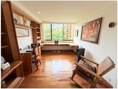 Apartamento de 3 alcobas en venta en El Poblado, Medellín, 171 m² · foto 20 de 20