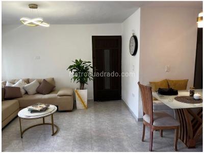 Casa de 3 alcobas en venta en Centro, Envigado, 110 m² · foto 6 de 13