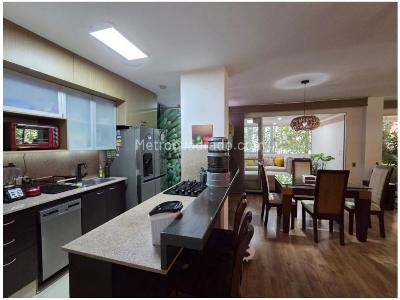 Apartamento de 2 alcobas en venta en Loma De Cumbres, Envigado, 92 m² · foto 9 de 20