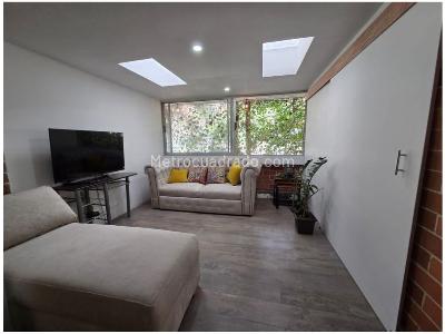 Apartamento de 2 alcobas en venta en Loma De Cumbres, Envigado, 92 m² · foto 15 de 20