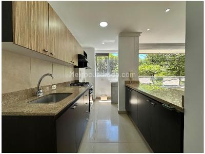 Apartamento en venta en El Poblado, Medellín · foto 3 de 17