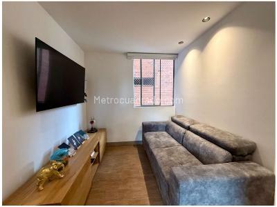 Apartamento de 3 alcobas en venta en Loma Del Chocho, Envigado, 107 m² · foto 8 de 20