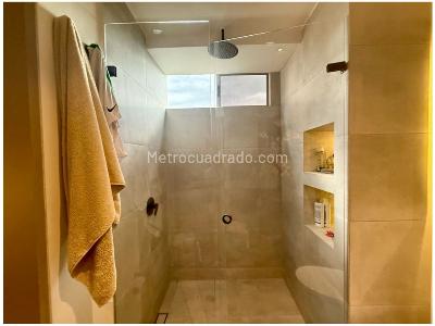 Apartamento de 3 alcobas en venta en Loma Del Chocho, Envigado, 107 m² · foto 20 de 20