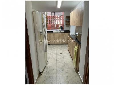 Casa de 4 alcobas en venta en La Sebastiana, Envigado, 240 m² · foto 11 de 19