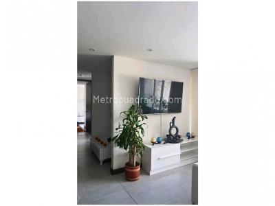Apartamento de 3 alcobas en venta en El Poblado, Medellín, 92 m² · foto 2 de 20