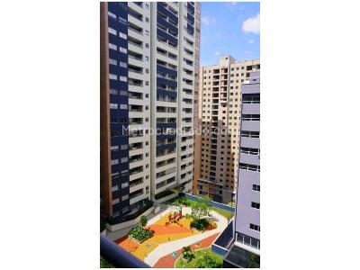 Apartamento de 3 alcobas en venta en El Poblado, Medellín, 92 m² · foto 8 de 20