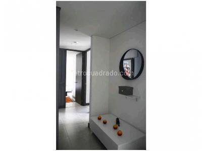 Apartamento de 3 alcobas en venta en El Poblado, Medellín, 92 m² · foto 13 de 20