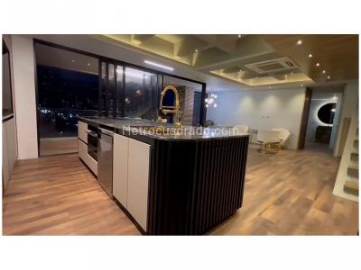Apartamento de 3 alcobas en venta en El Poblado, Medellín, 210 m² · foto 2 de 20