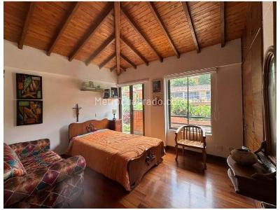Casa de 3 alcobas en venta en Envigado, Envigado, 251 m² · foto 15 de 16