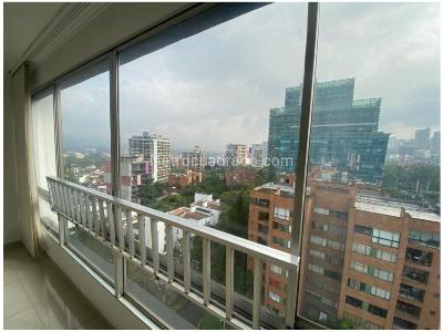 Apartamento de 3 alcobas en venta en El Poblado, Medellín, 178 m² · foto 2 de 20