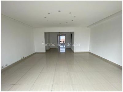 Apartamento de 3 alcobas en venta en El Poblado, Medellín, 178 m² · foto 3 de 20