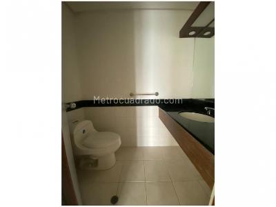 Apartamento de 3 alcobas en venta en El Poblado, Medellín, 178 m² · foto 4 de 20