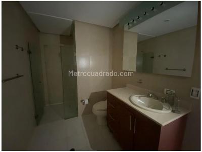 Apartamento de 3 alcobas en venta en El Poblado, Medellín, 178 m² · foto 9 de 20