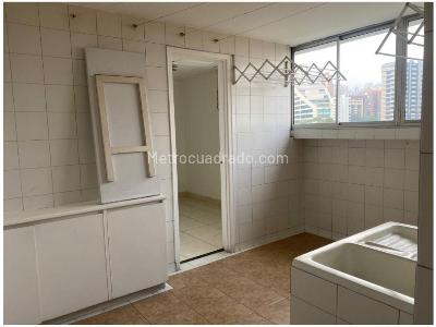 Apartamento de 3 alcobas en venta en El Poblado, Medellín, 178 m² · foto 17 de 20