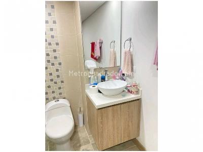 Apartamento en venta en Laureles, Medellín · foto 16 de 20