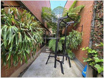 Casa de 3 alcobas en venta en Benedictinos, Envigado, 217 m² · foto 11 de 20