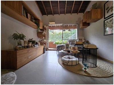 Casa de 3 alcobas en venta en Benedictinos, Envigado, 217 m² · foto 16 de 20