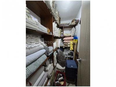 Casa de 3 alcobas en venta en Benedictinos, Envigado, 217 m² · foto 19 de 20