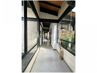 Casa de 3 alcobas en venta en Puro Cuero, Medellín, 308 m² · foto 6 de 20