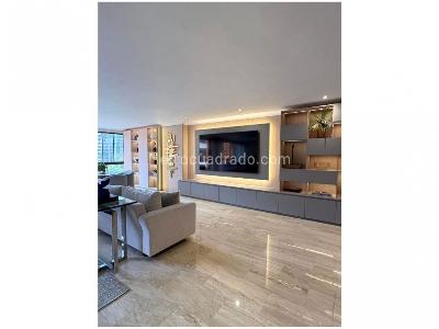 Apartamento de 3 alcobas en venta en El Poblado, Medellín, 292 m² · foto 2 de 14