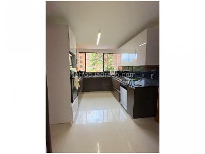 Apartamento de 3 alcobas en venta en El Poblado, Medellín, 292 m² · foto 5 de 14