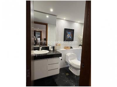 Apartamento de 3 alcobas en venta en El Poblado, Medellín, 292 m² · foto 8 de 14