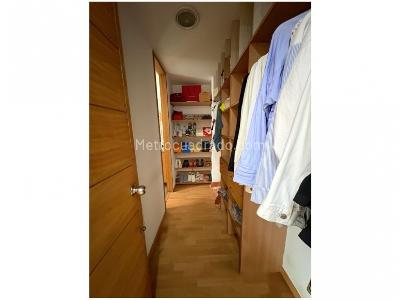 Apartamento en venta en El Poblado, Medellín · foto 12 de 14