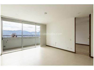 Apartamento de 1 alcoba en venta en El Poblado, Medellín, 63 m² · foto 2 de 19