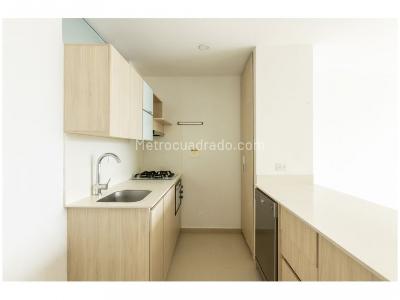 Apartamento de 1 alcoba en venta en El Poblado, Medellín, 63 m² · foto 6 de 19