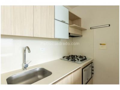 Apartamento de 1 alcoba en venta en El Poblado, Medellín, 63 m² · foto 7 de 19