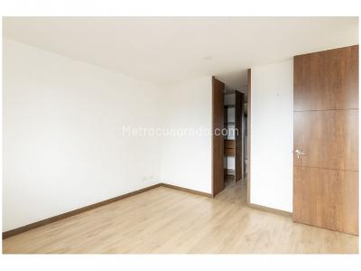 Apartamento de 1 alcoba en venta en El Poblado, Medellín, 63 m² · foto 14 de 19