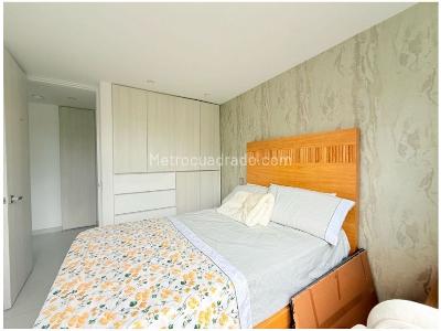 Apartamento en venta en La Inmaculada, Envigado · foto 14 de 18