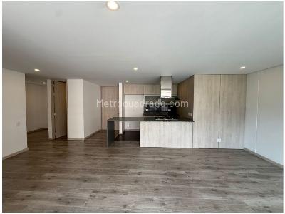 Apartamento de 2 alcobas en venta en El Poblado, Medellín, 108 m² · foto 3 de 20