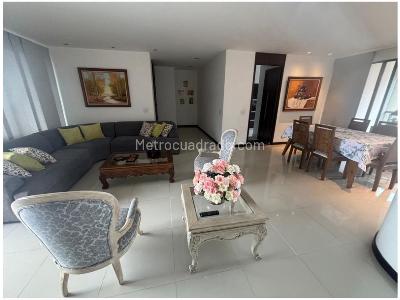 Apartamento de 3 alcobas en venta en El Poblado, Medellín, 214 m² · foto 3 de 20