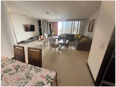 Apartamento de 3 alcobas en venta en El Poblado, Medellín, 214 m² · foto 4 de 20