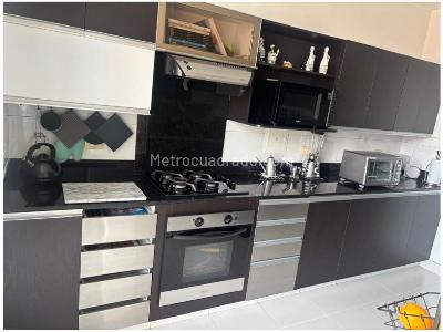 Apartamento de 3 alcobas en venta en El Poblado, Medellín, 214 m² · foto 12 de 20