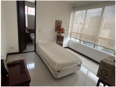 Apartamento de 3 alcobas en venta en El Poblado, Medellín, 214 m² · foto 15 de 20
