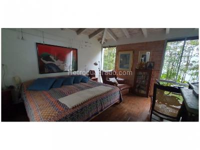 Casa de 4 alcobas en venta en Loma De Las Brujas, Envigado, 349 m² · foto 14 de 20