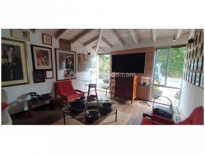 Casa de 4 alcobas en venta en Loma De Las Brujas, Envigado, 349 m² · foto 16 de 20