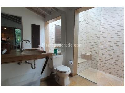 Casa de 4 alcobas en venta en Loma De Las Brujas, Envigado, 349 m² · foto 19 de 20