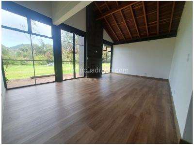 Casa de 3 alcobas en venta en El Poblado, Envigado, 176 m² · foto 9 de 20