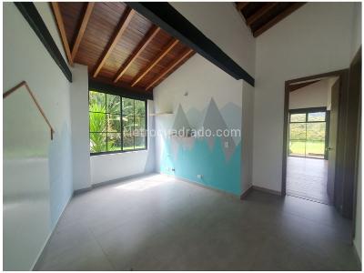 Casa de 3 alcobas en venta en El Poblado, Envigado, 176 m² · foto 12 de 20