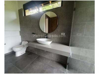 Casa de 3 alcobas en venta en El Poblado, Envigado, 176 m² · foto 13 de 20