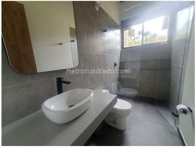 Casa de 3 alcobas en venta en El Poblado, Envigado, 176 m² · foto 15 de 20