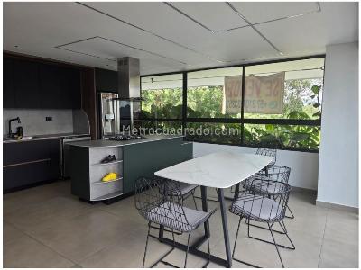Apartamento de 2 alcobas en venta en El Poblado, Medellín, 133 m² · foto 6 de 20